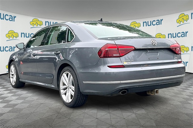 2018 Volkswagen Passat 2.0T SE - Photo 2