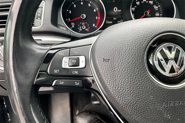 2018 Volkswagen Passat 2.0T SE - Photo 24