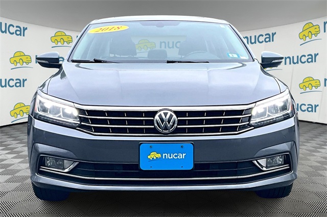2018 Volkswagen Passat 2.0T SE - Photo 3