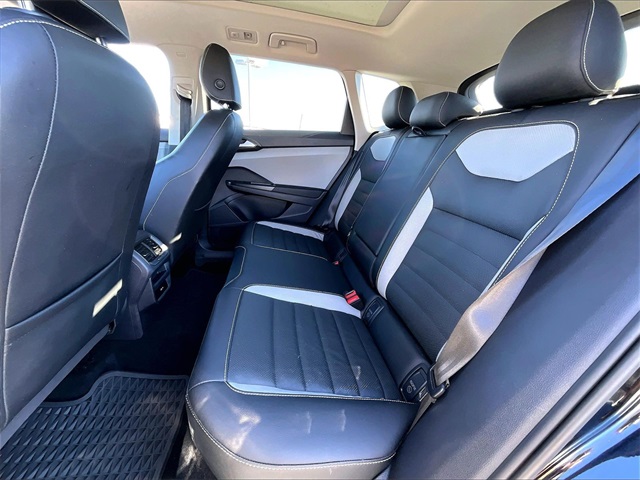 2022 Volkswagen Taos 1.5T SEL - Photo 14