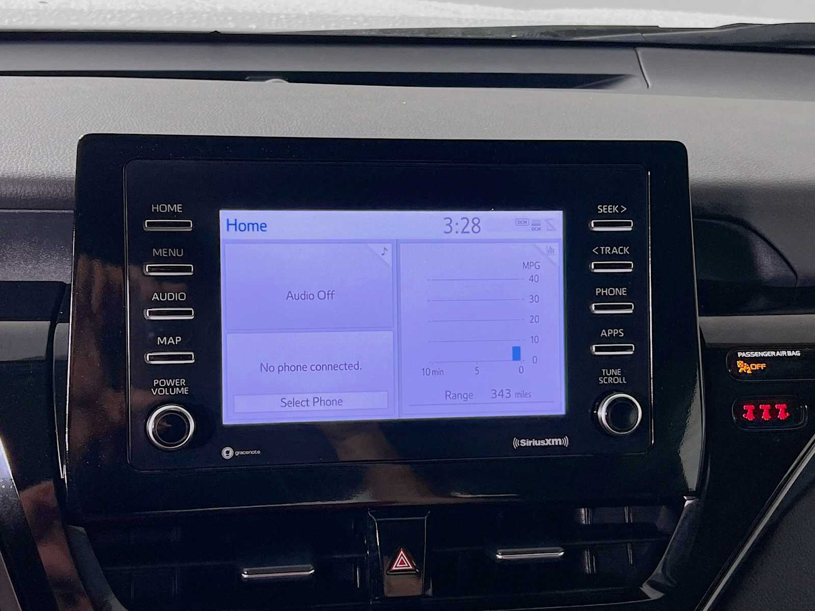 2022 Toyota Camry LE - Photo 14
