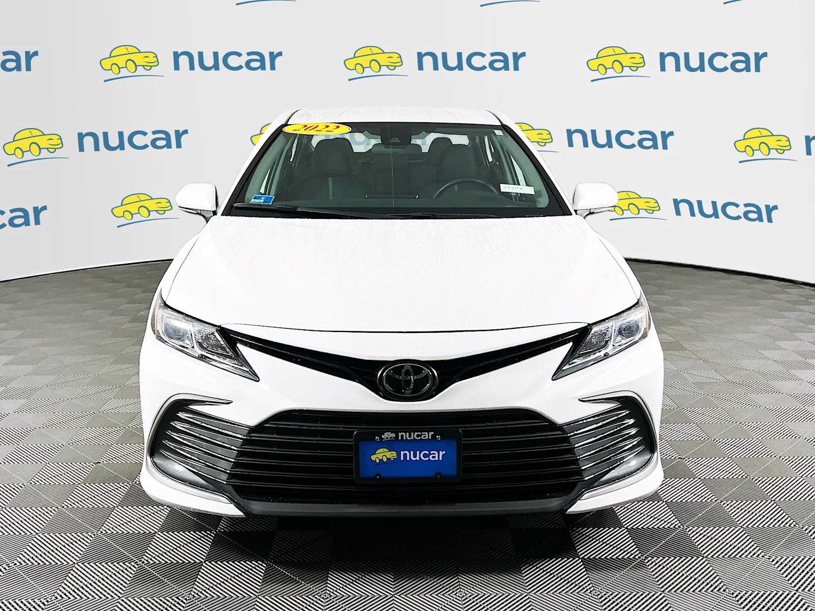 2022 Toyota Camry LE - Photo 2