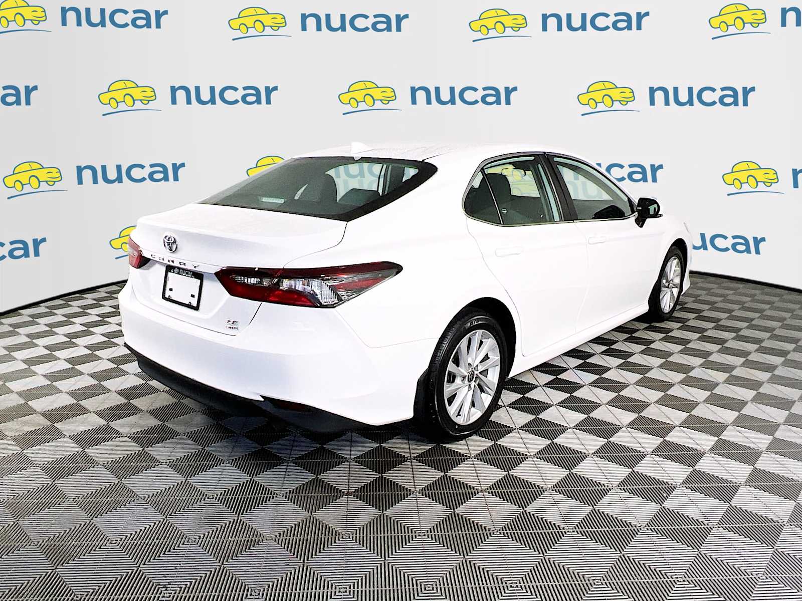 2022 Toyota Camry LE - Photo 7