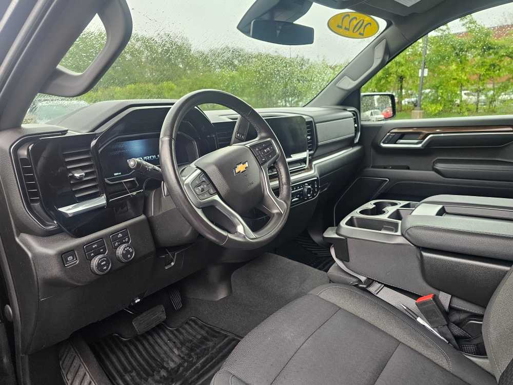 2022 Chevrolet Silverado 1500 LT - Photo 11