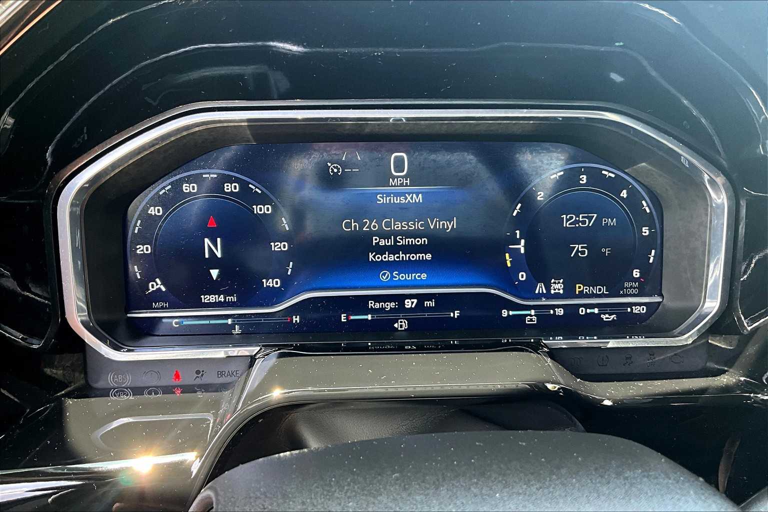 2022 Chevrolet Silverado 1500 LT - Photo 24