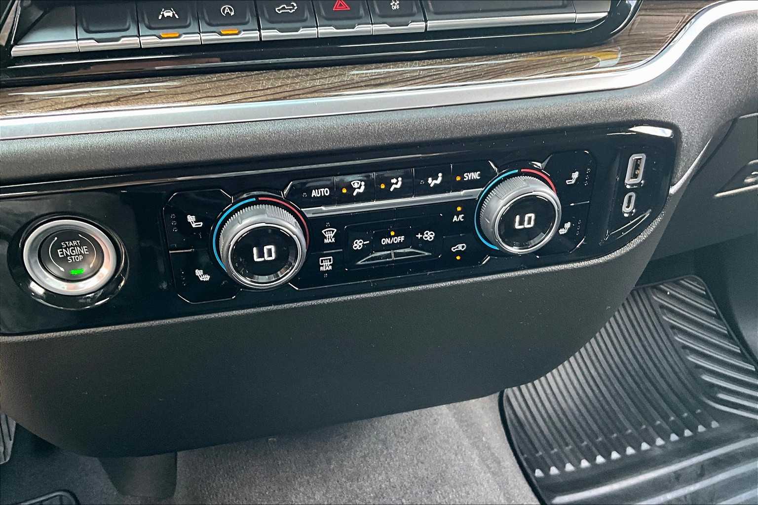 2022 Chevrolet Silverado 1500 LT - Photo 25