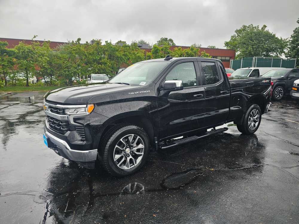 2022 Chevrolet Silverado 1500 LT - Photo 5