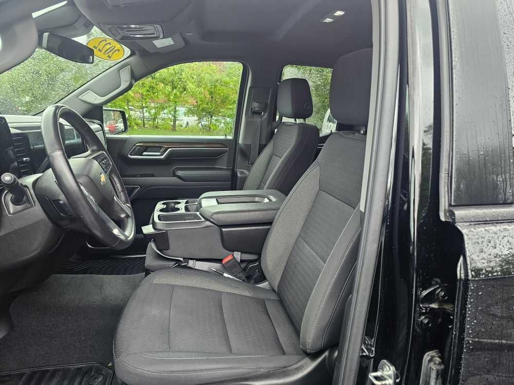 2022 Chevrolet Silverado 1500 LT - Photo 10