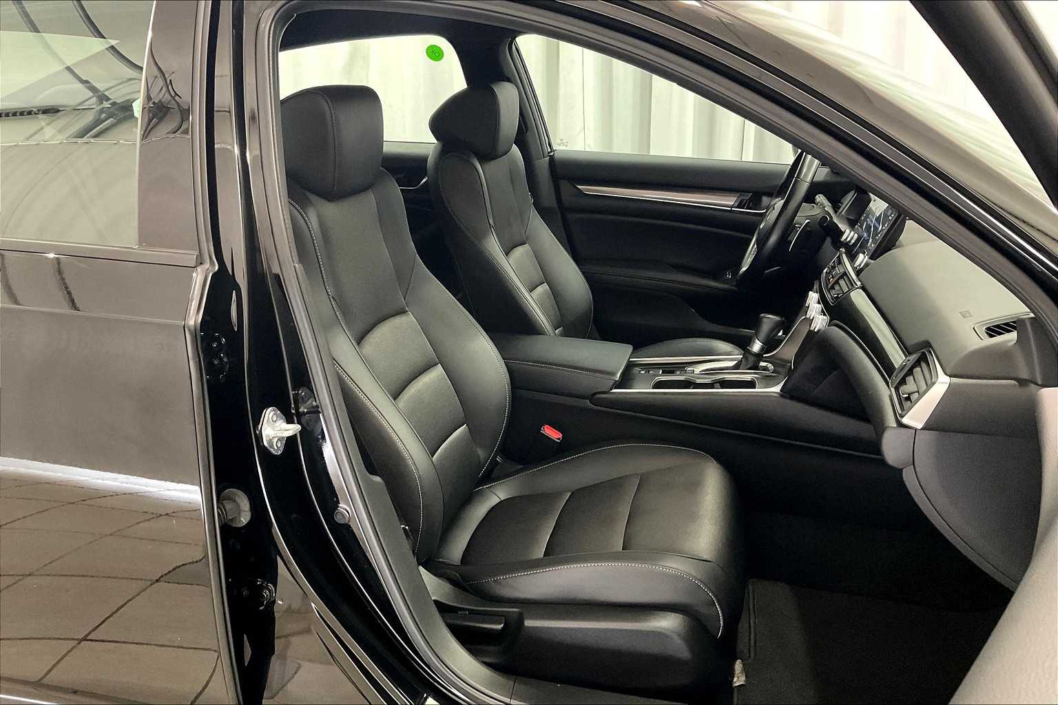 2022 Honda Accord Sport - Photo 11
