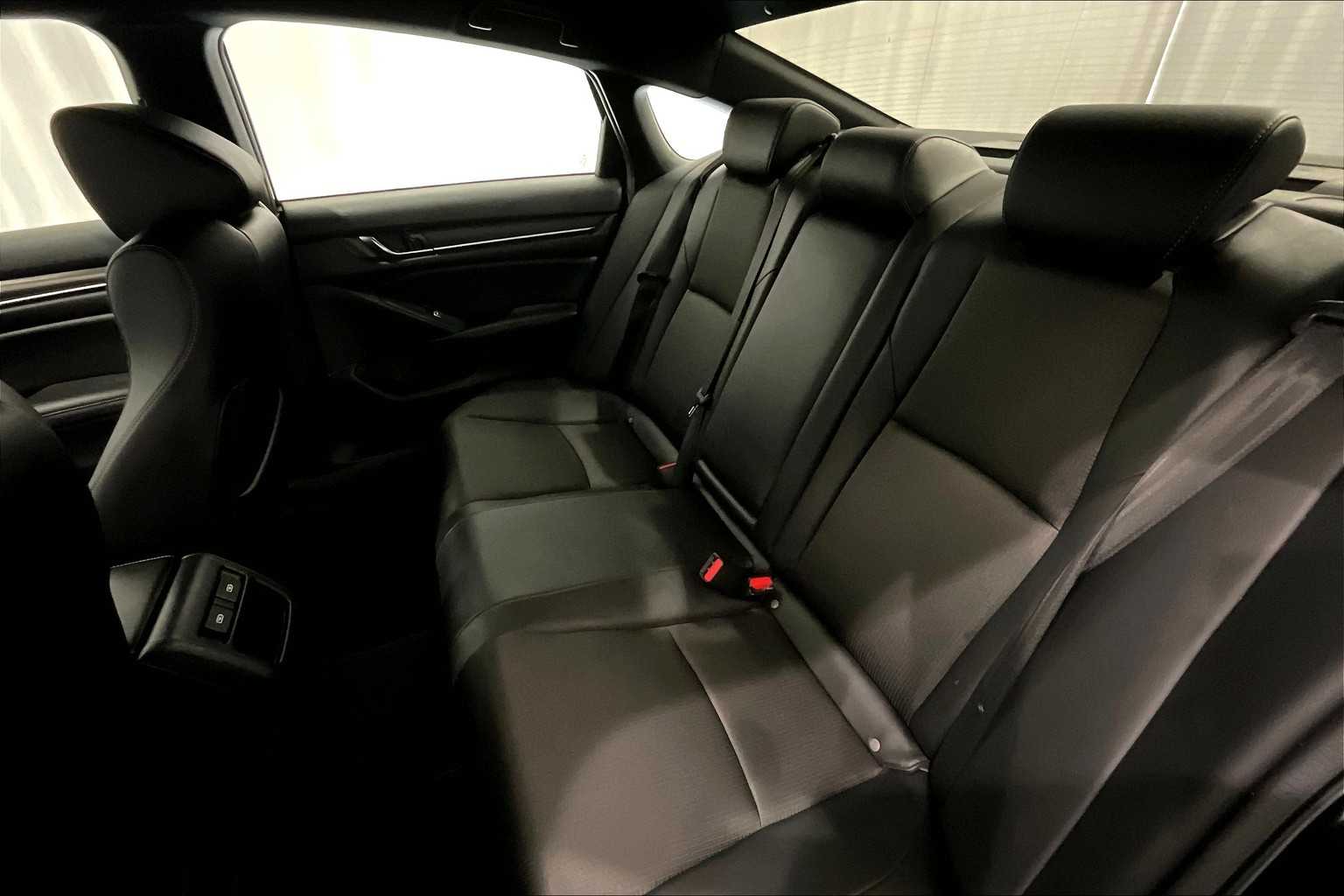 2022 Honda Accord Sport - Photo 15