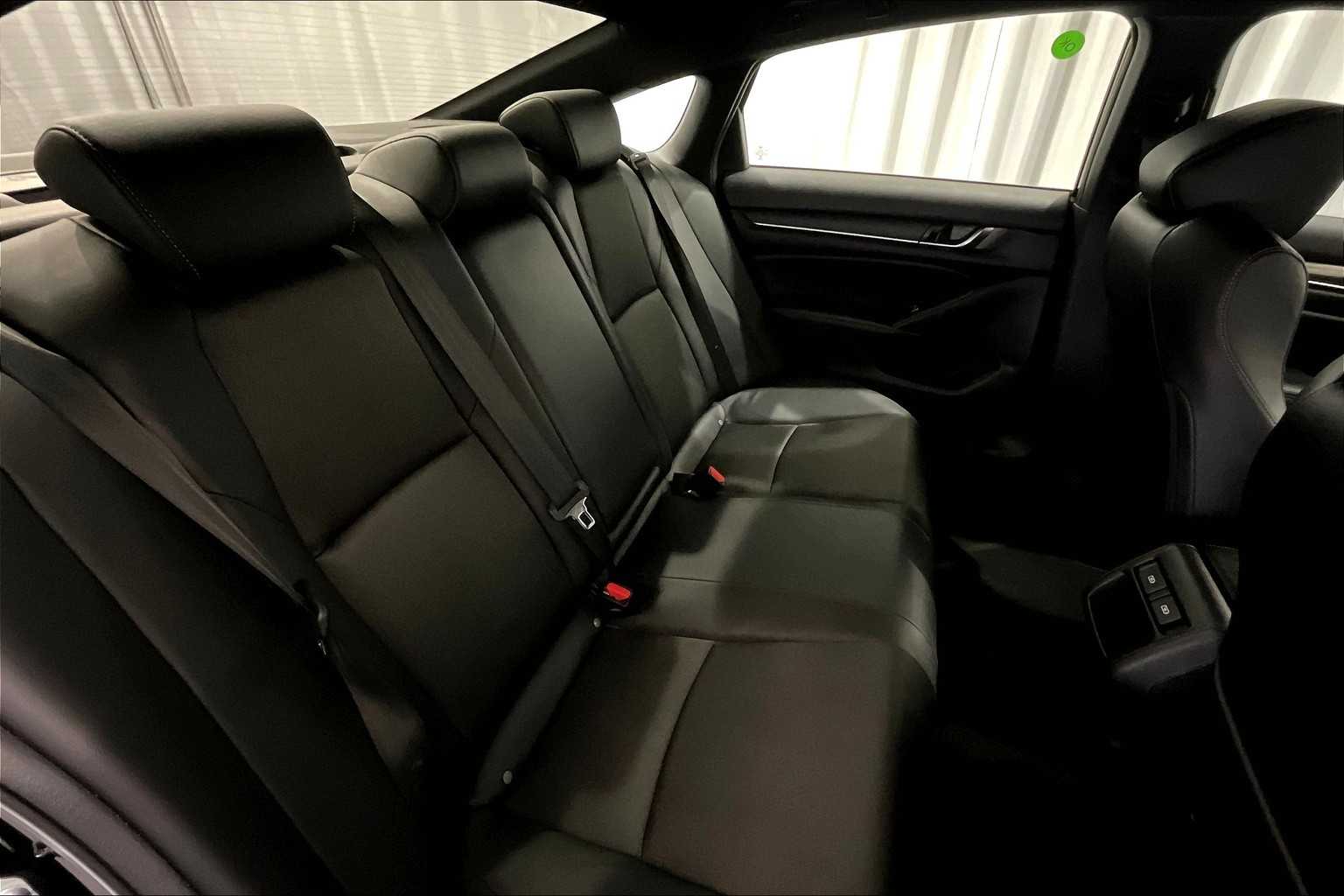 2022 Honda Accord Sport - Photo 16