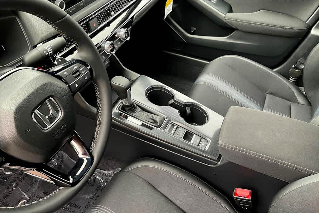 2026 Honda Civic Sport - Photo 13