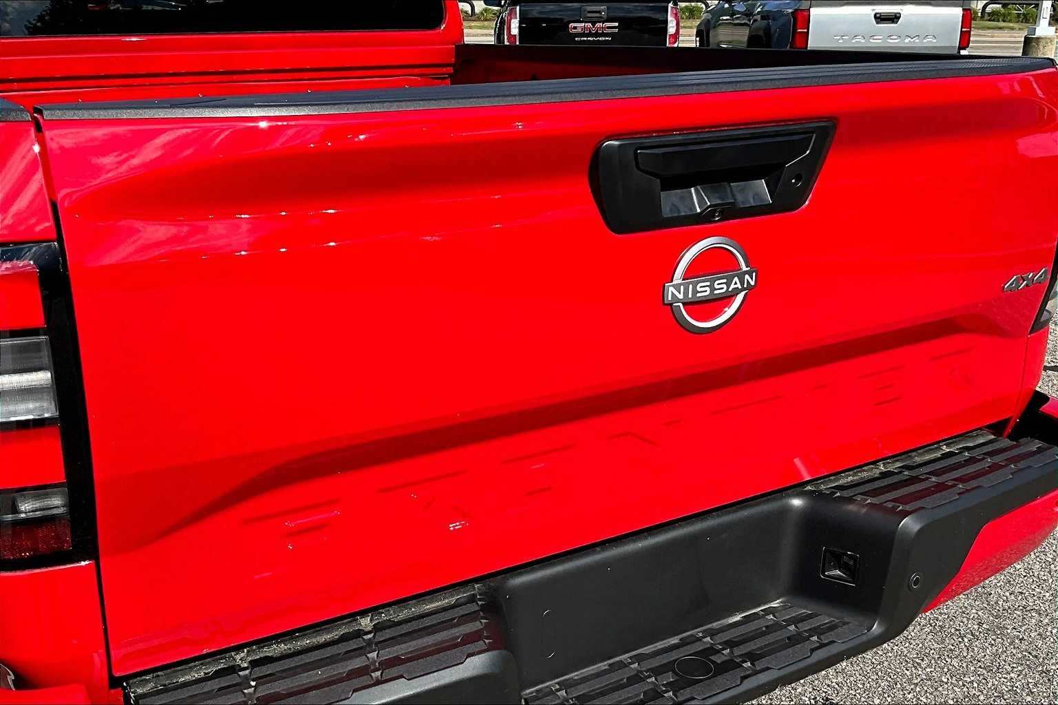 2025 Nissan Frontier SV - Photo 27