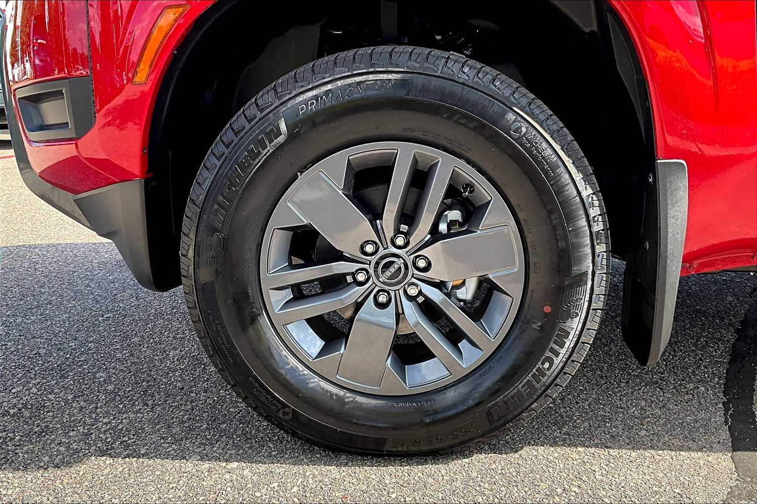 2025 Nissan Frontier SV - Photo 7