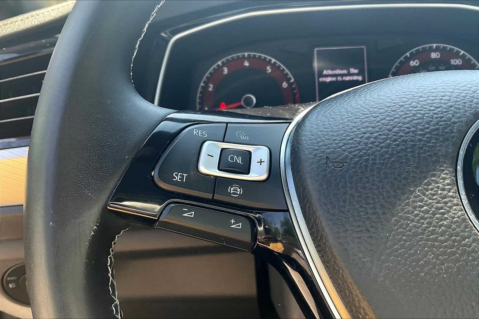 2019 Volkswagen Jetta R-Line - Photo 23