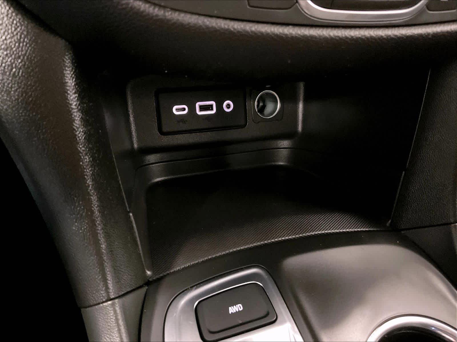 2022 Chevrolet Equinox LT - Photo 26