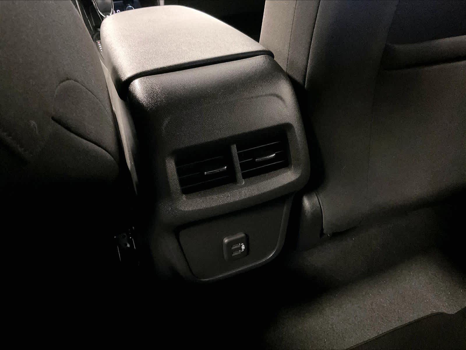 2022 Chevrolet Equinox LT - Photo 27