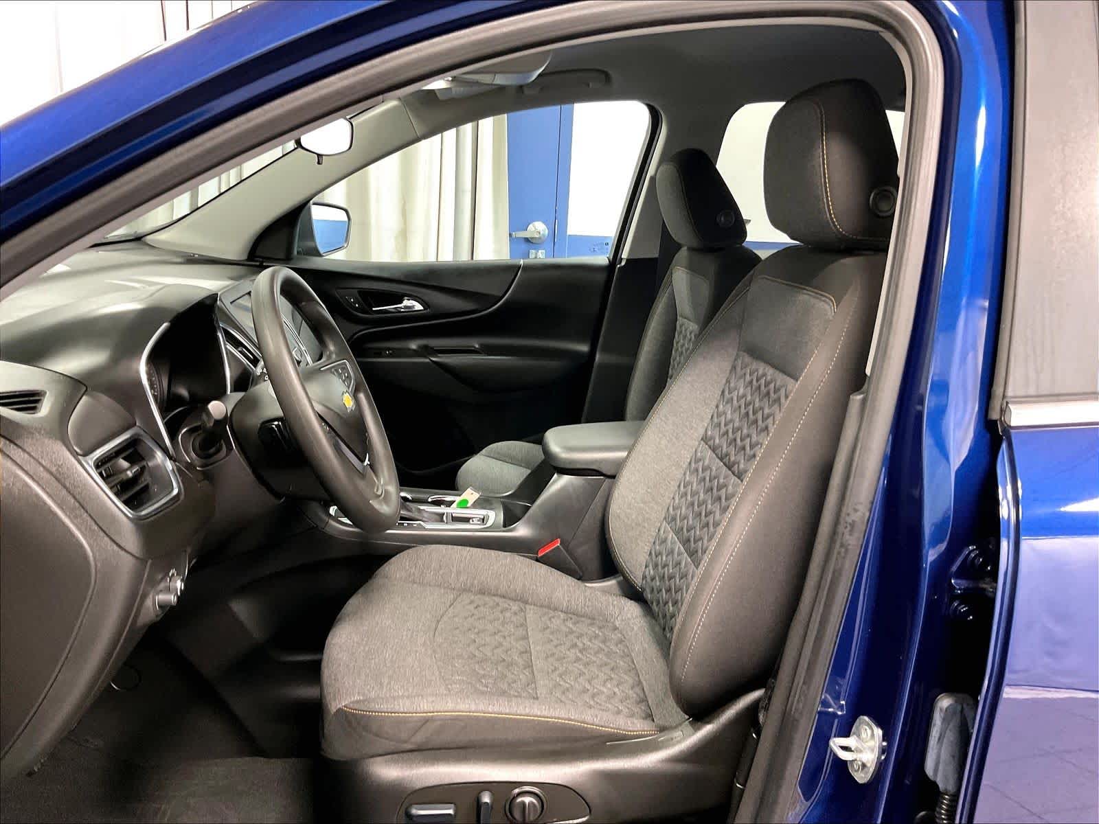 2022 Chevrolet Equinox LT - Photo 10