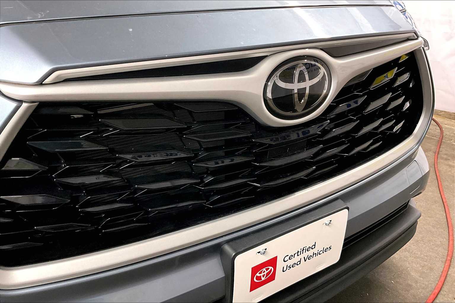 2022 Toyota Highlander XLE - Photo 33