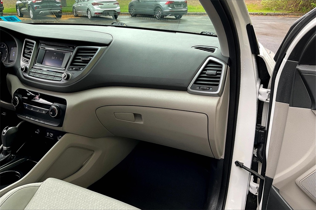 2018 Hyundai Tucson SE - Photo 13