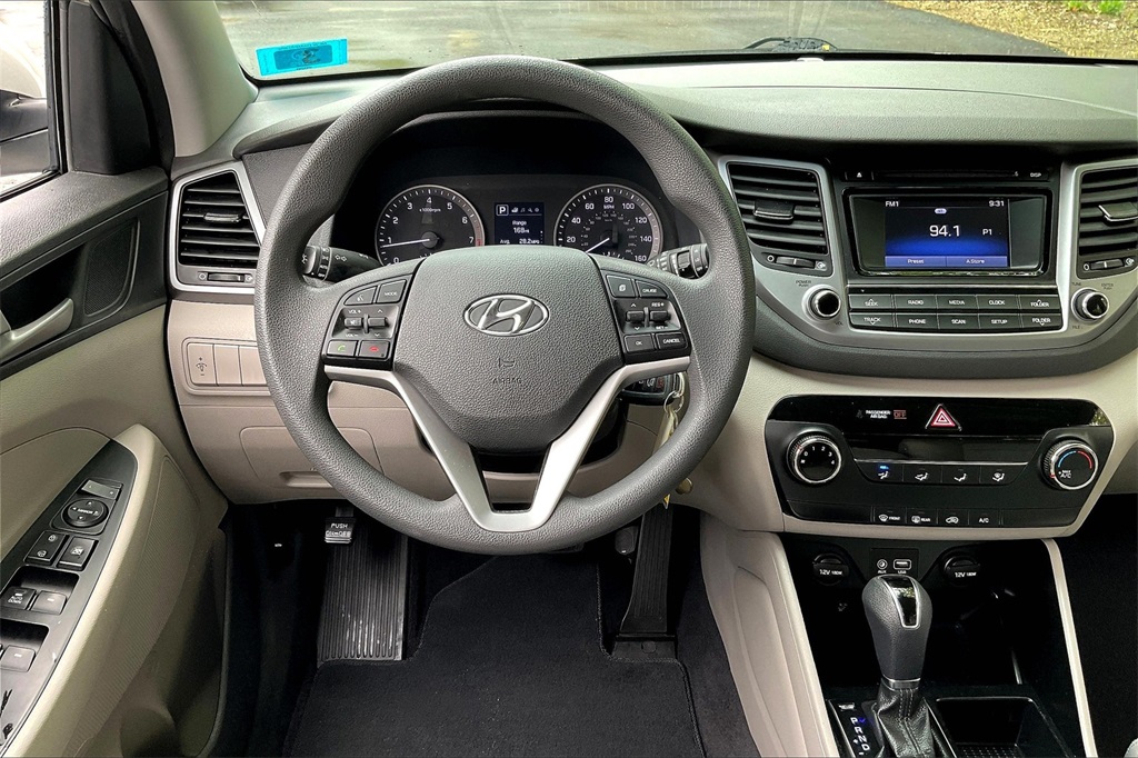 2018 Hyundai Tucson SE - Photo 17