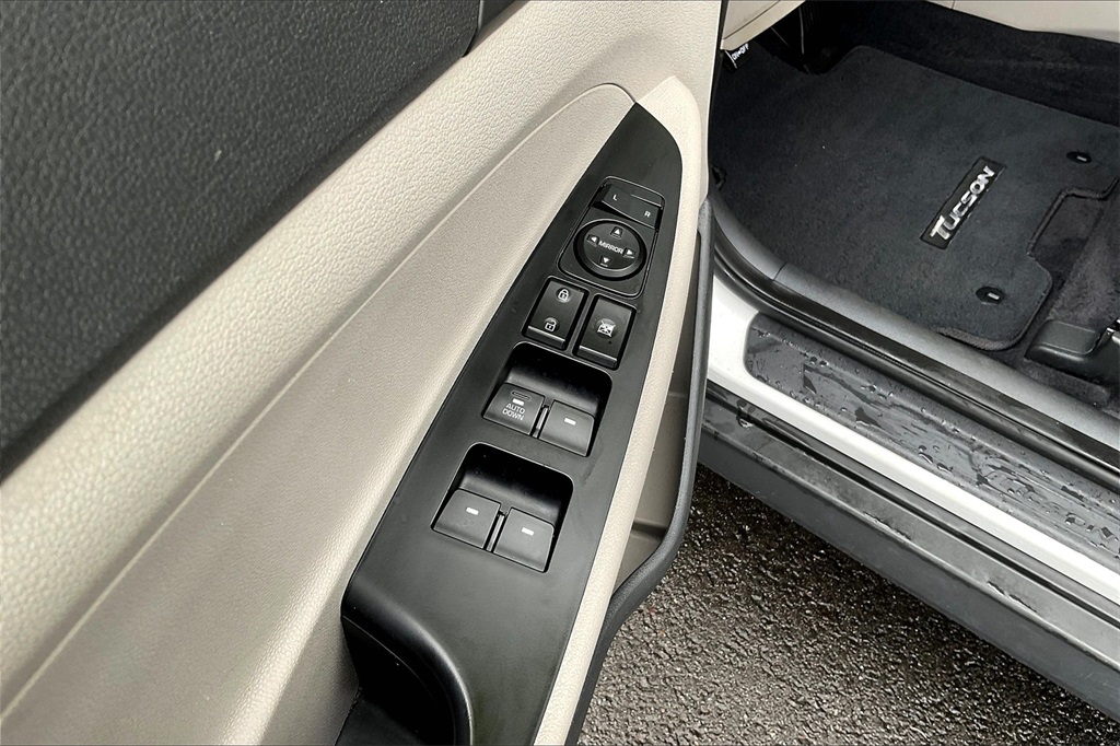 2018 Hyundai Tucson SE - Photo 28