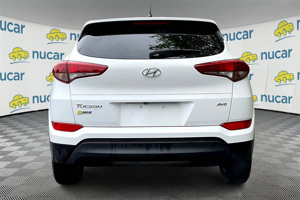 2018 Hyundai Tucson SE - Photo 5