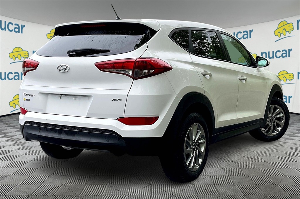 2018 Hyundai Tucson SE - Photo 6