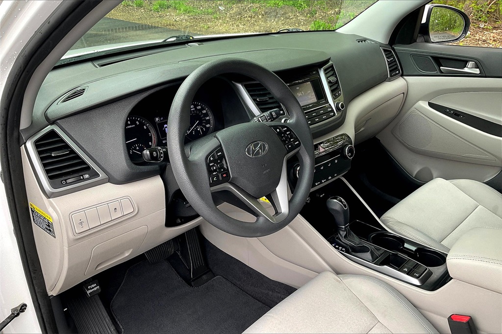 2018 Hyundai Tucson SE - Photo 8