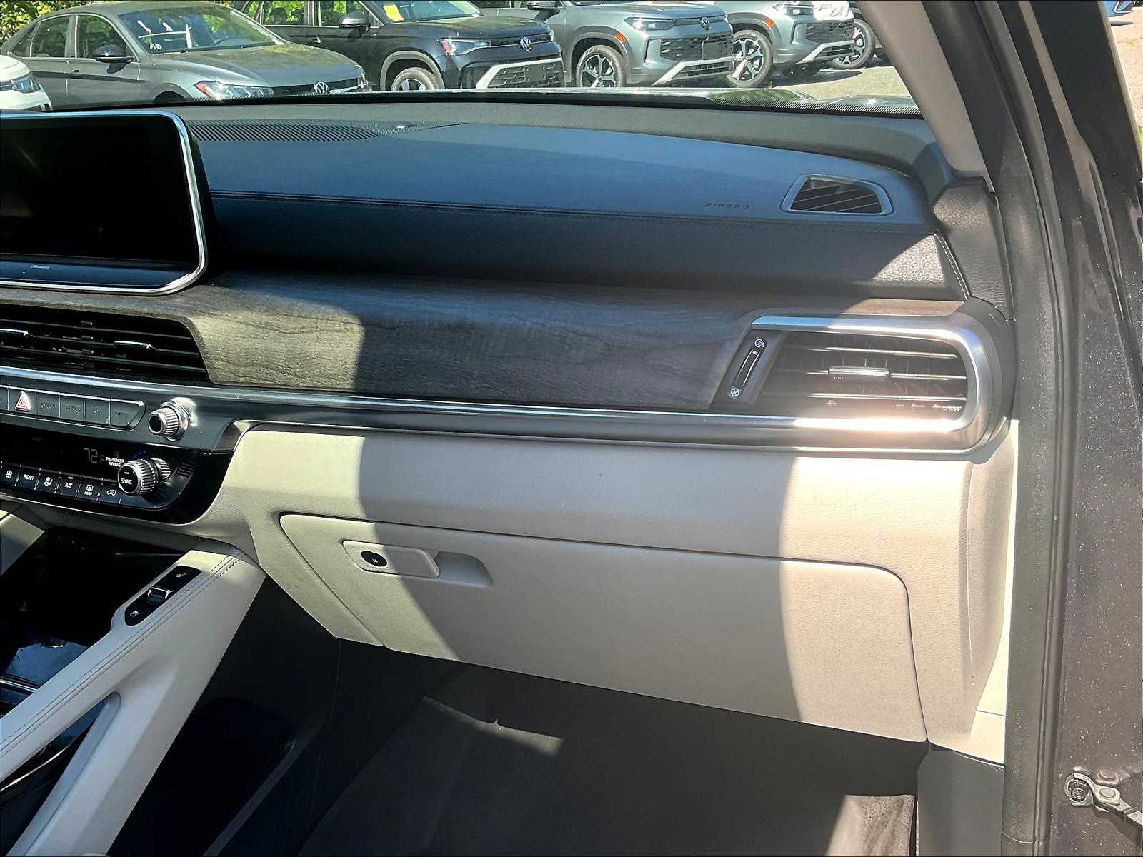 2022 Kia Telluride EX - Photo 12