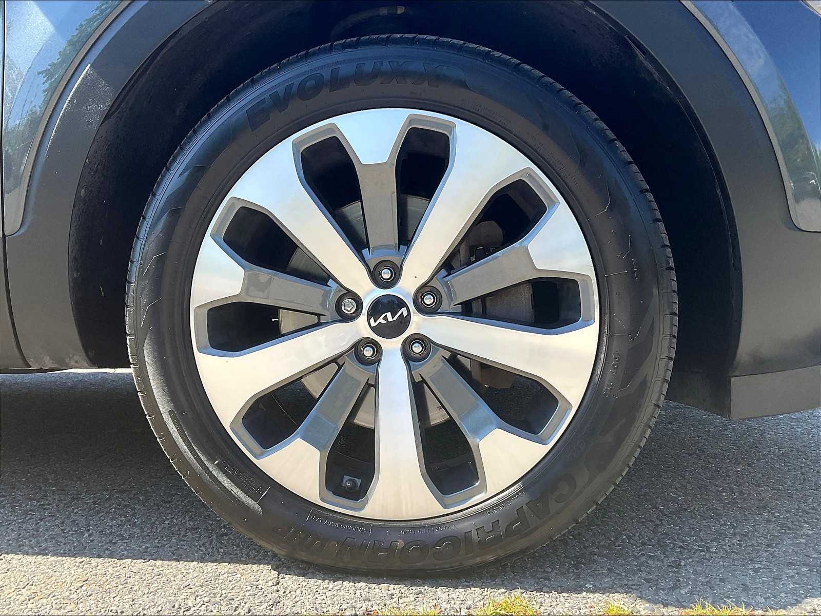 2022 Kia Telluride EX - Photo 6