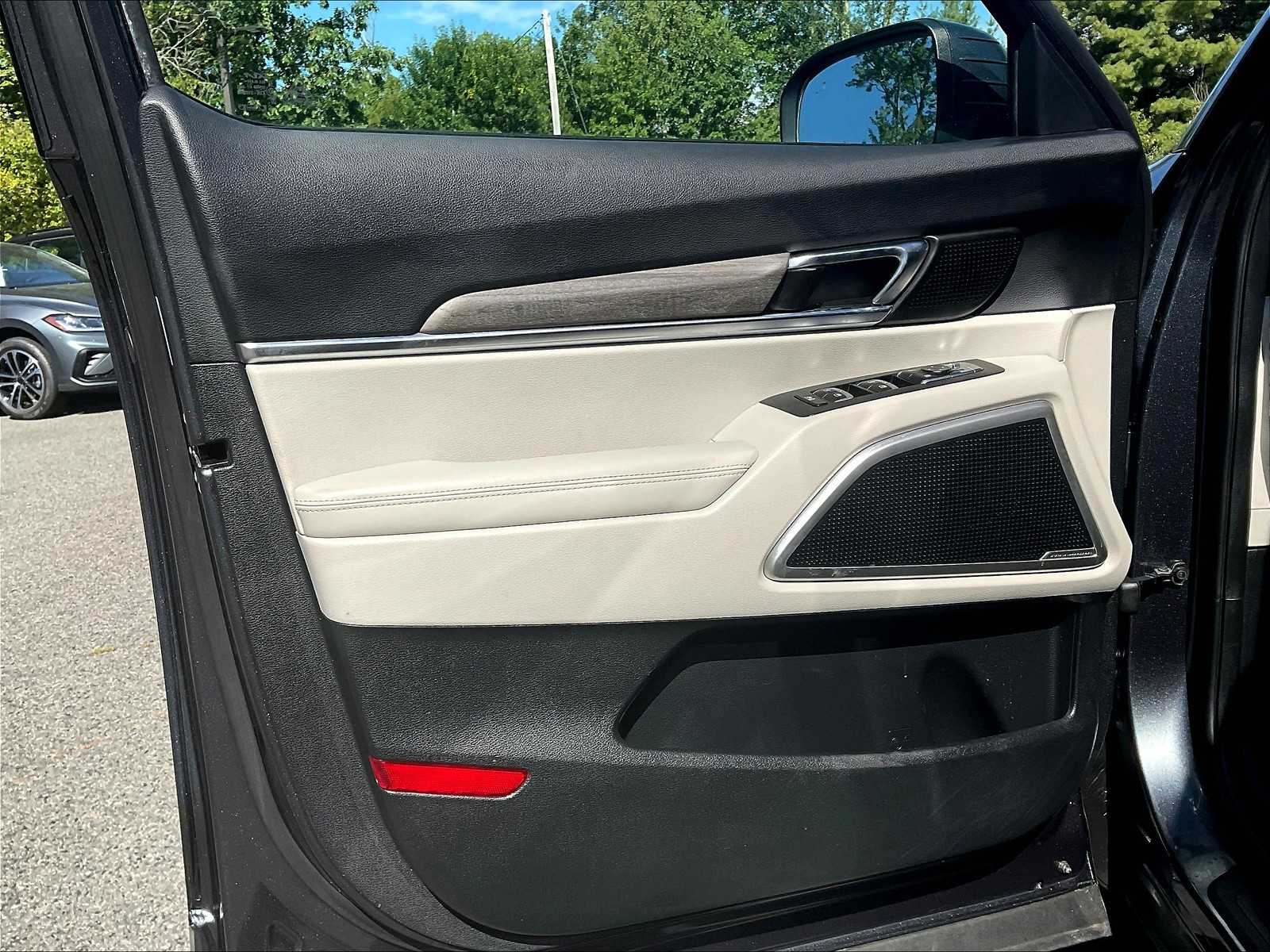 2022 Kia Telluride EX - Photo 8