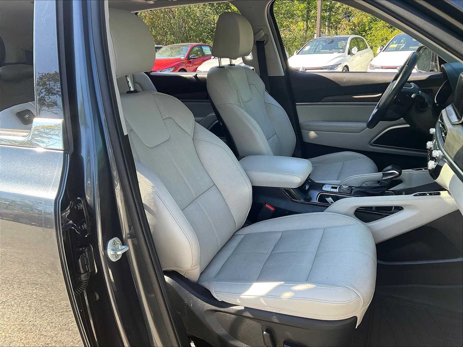 2022 Kia Telluride EX - Photo 10