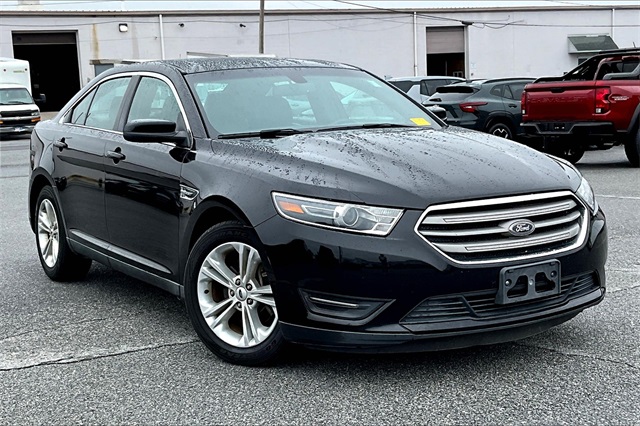 2016 Ford Taurus SEL