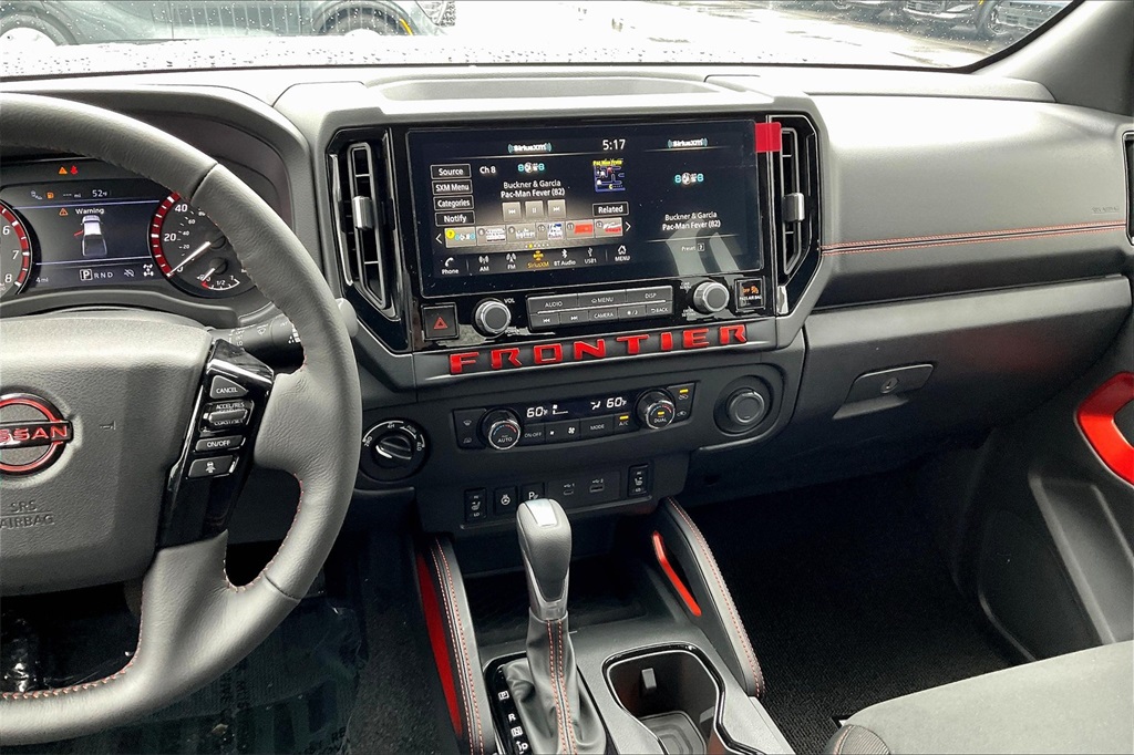 2025 Nissan Frontier PRO-4X - Photo 13
