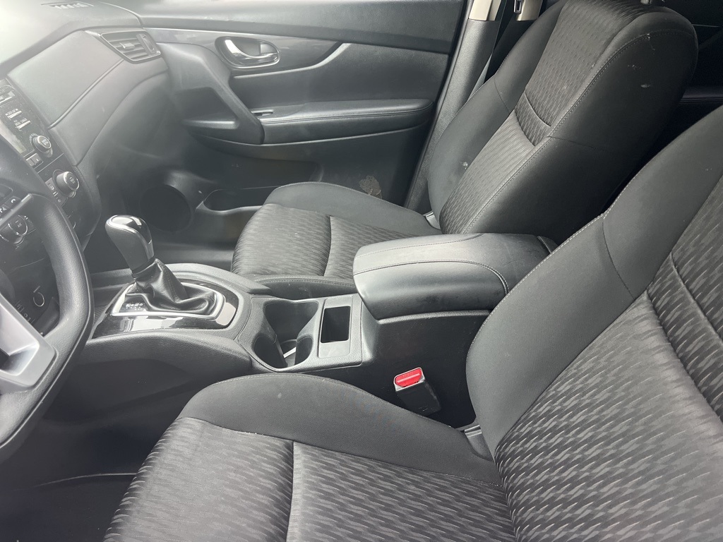 2017 Nissan Rogue S - Photo 10