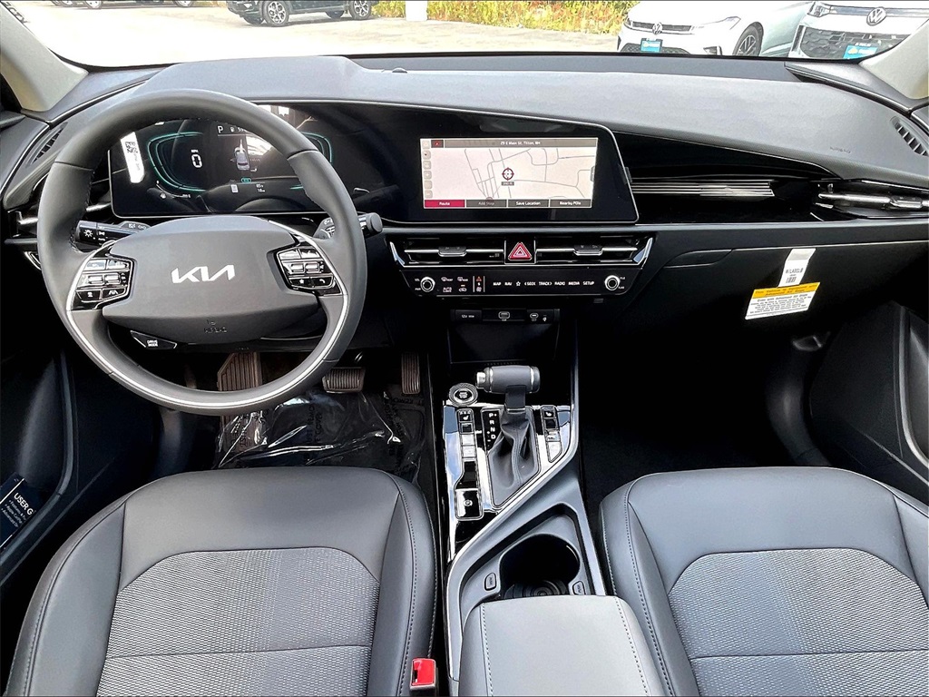 2025 Kia Niro EX - Photo 12