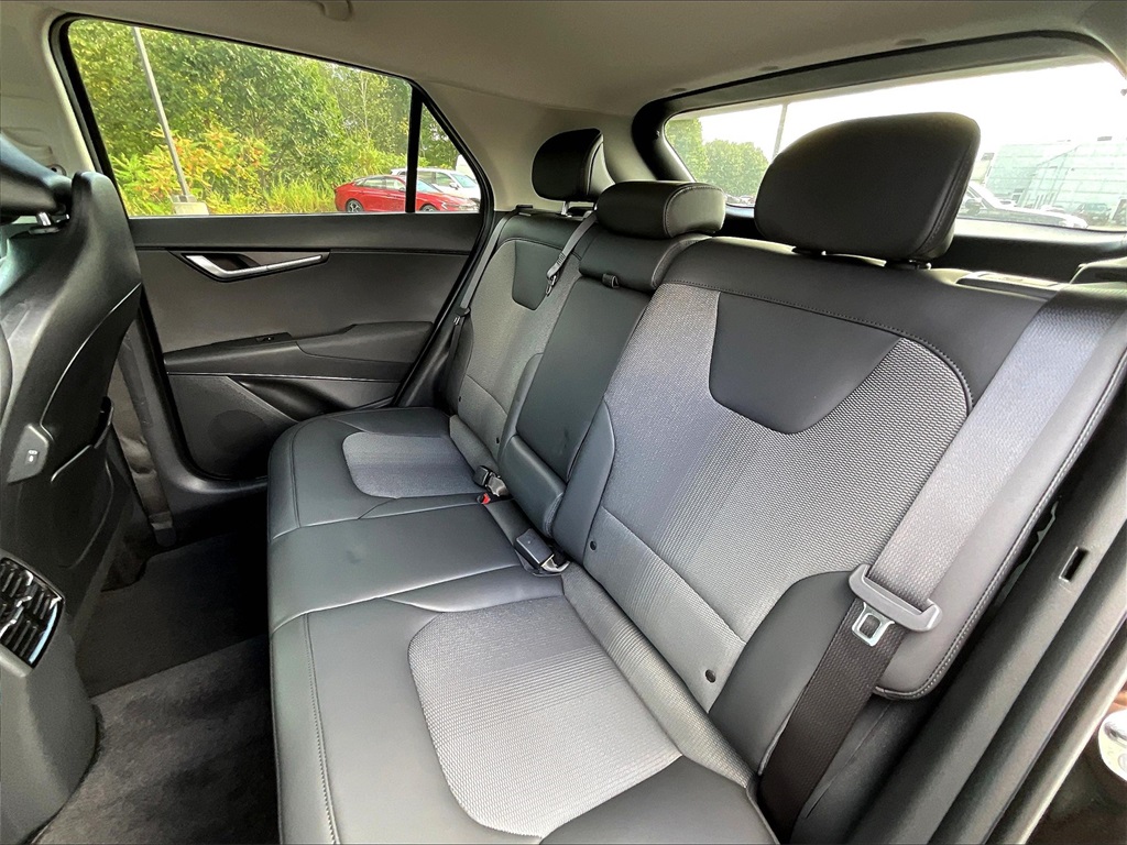 2025 Kia Niro EX - Photo 15