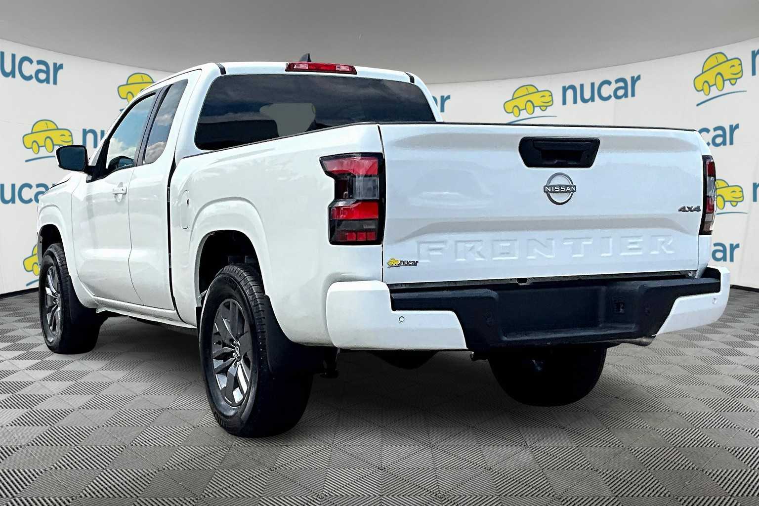 2025 Nissan Frontier SV - Photo 4