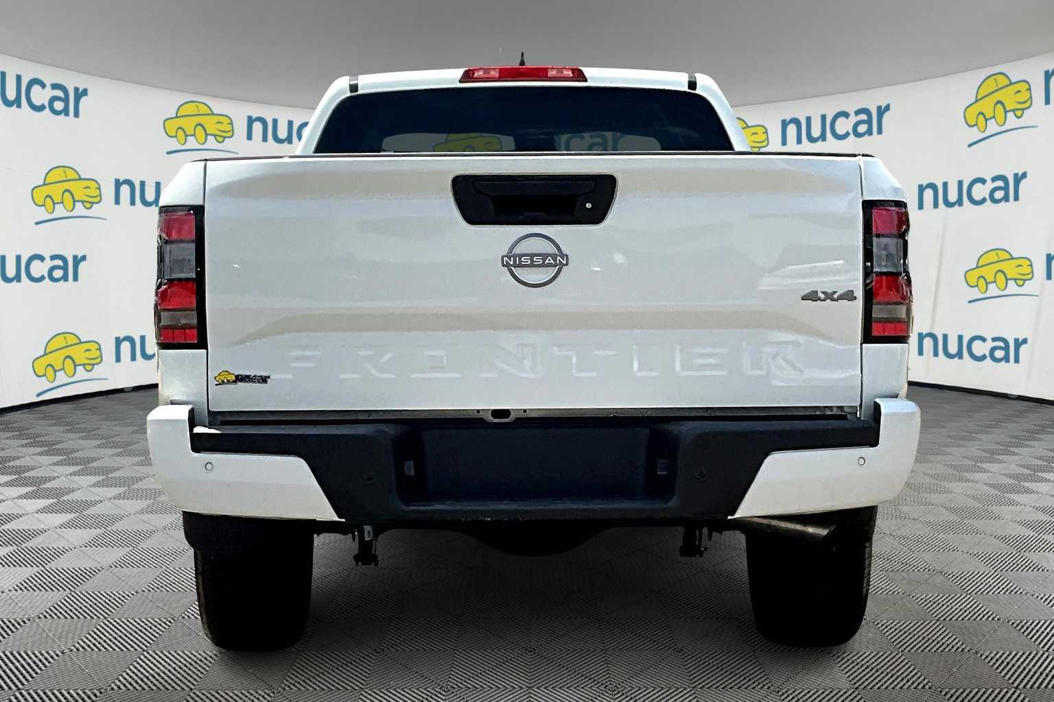 2025 Nissan Frontier SV - Photo 5