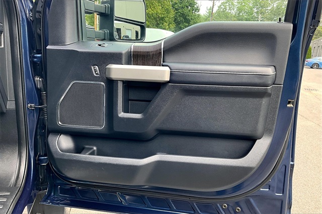 2020 Ford F-350SD Lariat - Photo 20