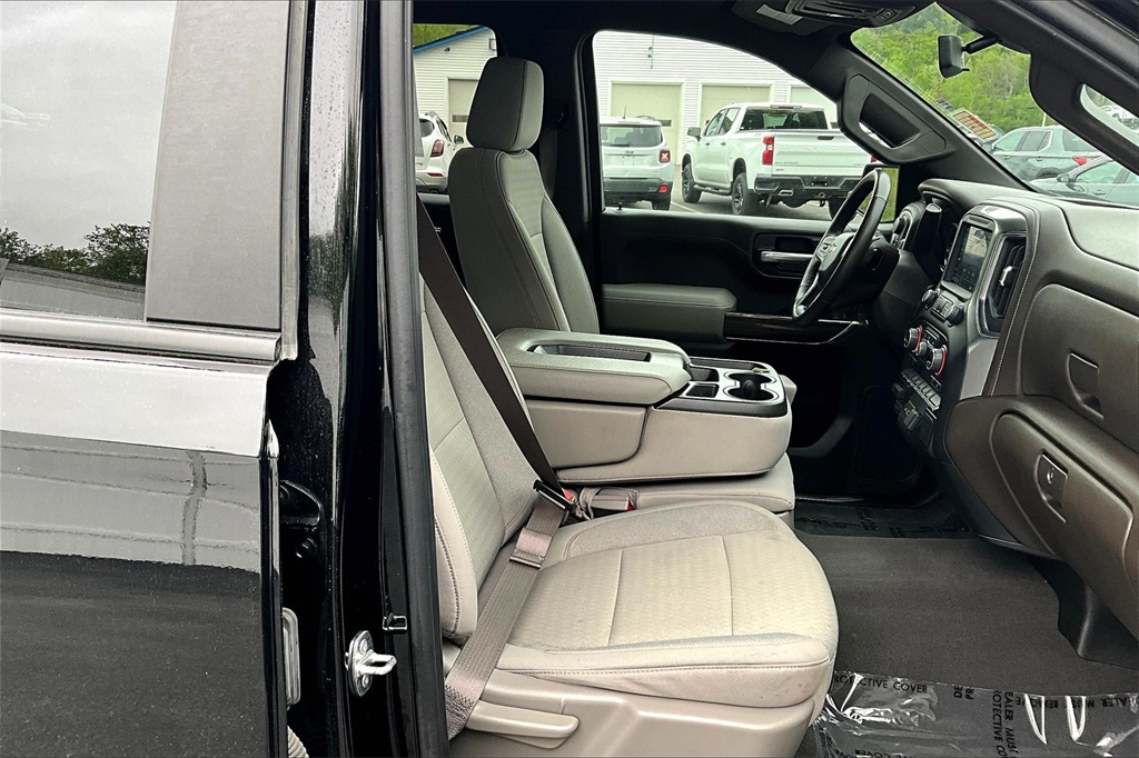 2022 Chevrolet Silverado 1500 LTD LT - Photo 11