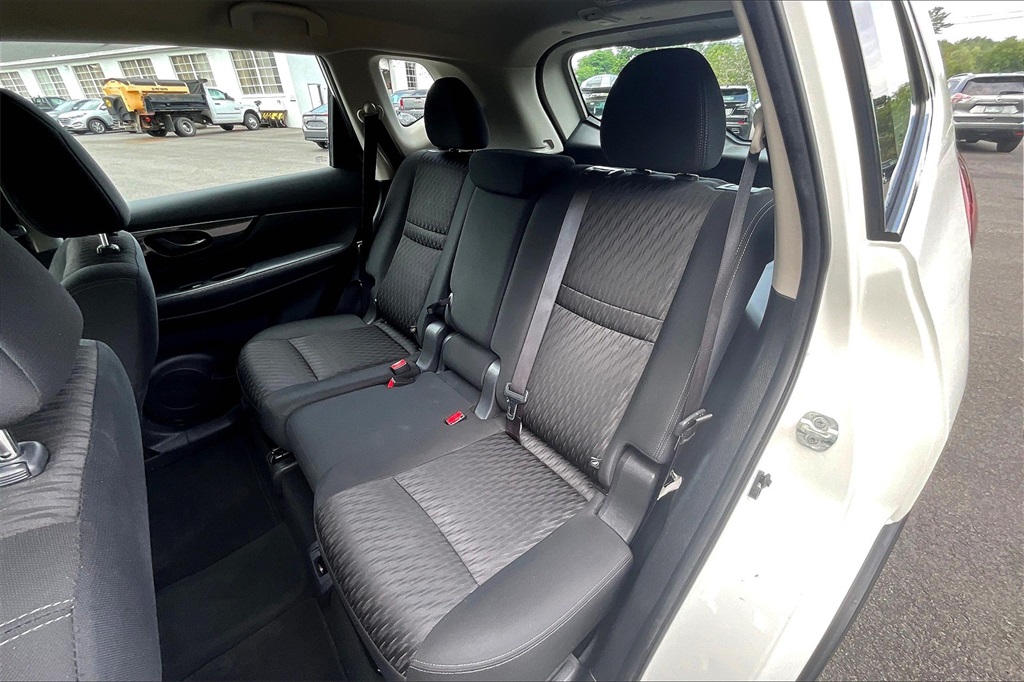 2020 Nissan Rogue S - Photo 25