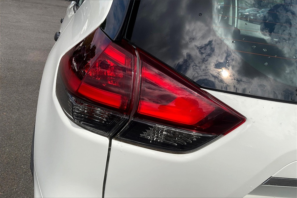 2020 Nissan Rogue S - Photo 31
