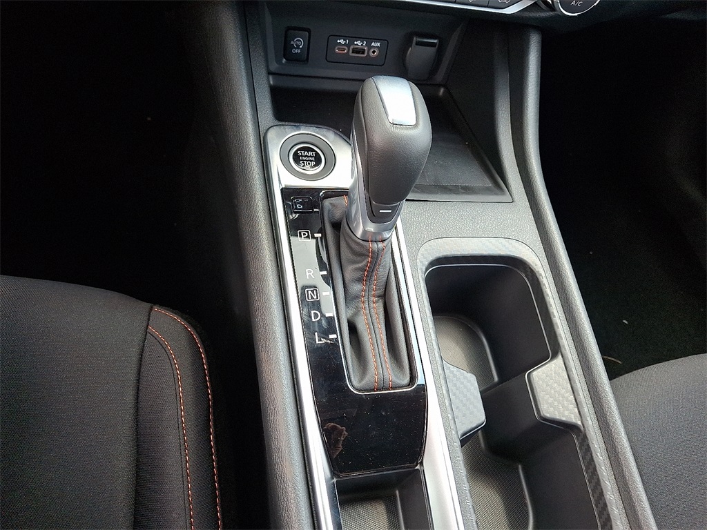 2025 Nissan Sentra SR - Photo 10