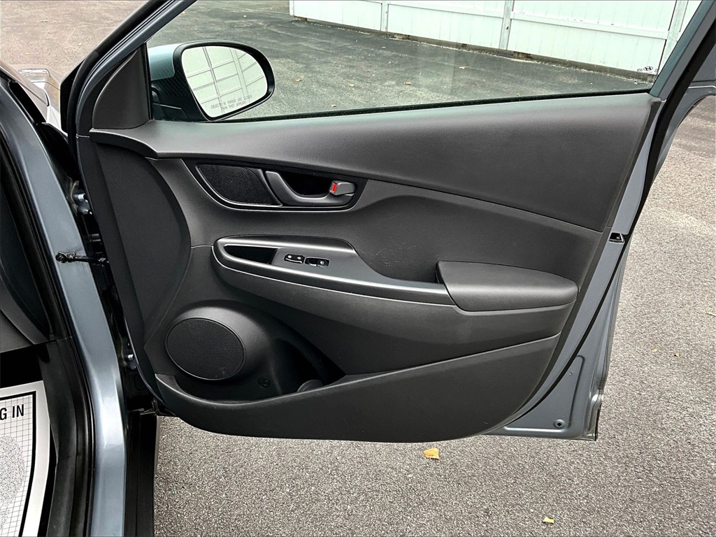 2020 Hyundai Kona SE - Photo 12
