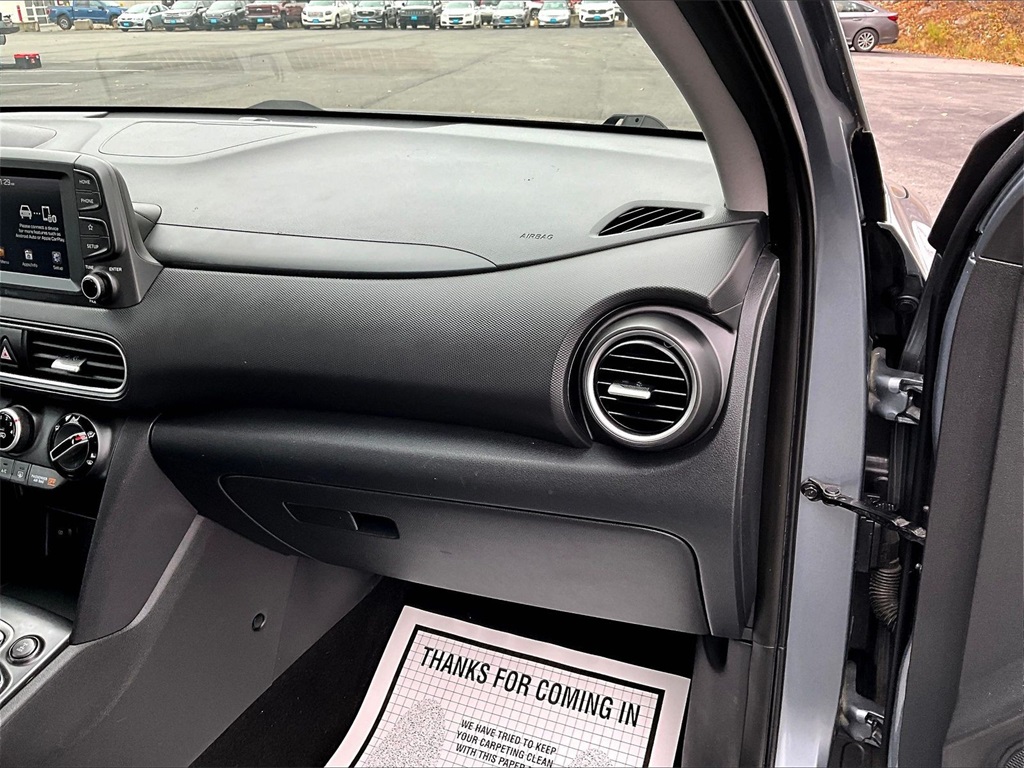 2020 Hyundai Kona SE - Photo 13