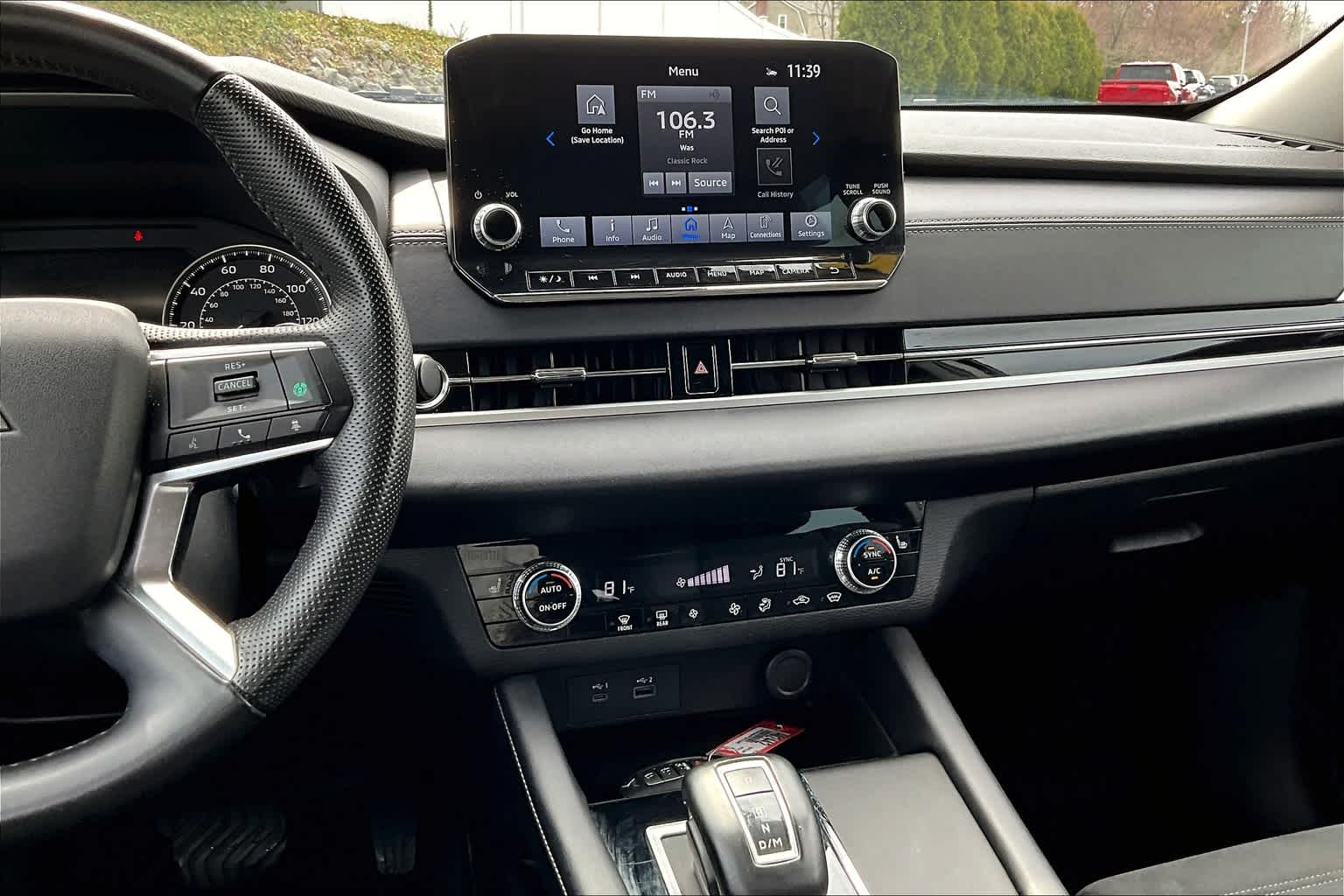 2023 Mitsubishi Outlander SE - Photo 18