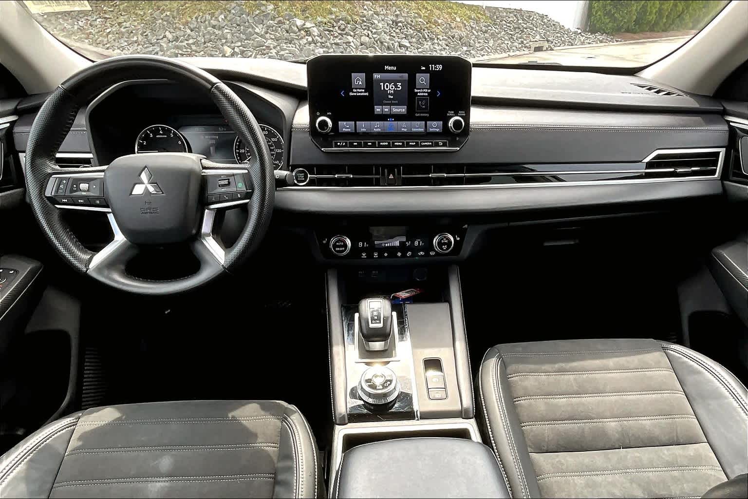 2023 Mitsubishi Outlander SE - Photo 21