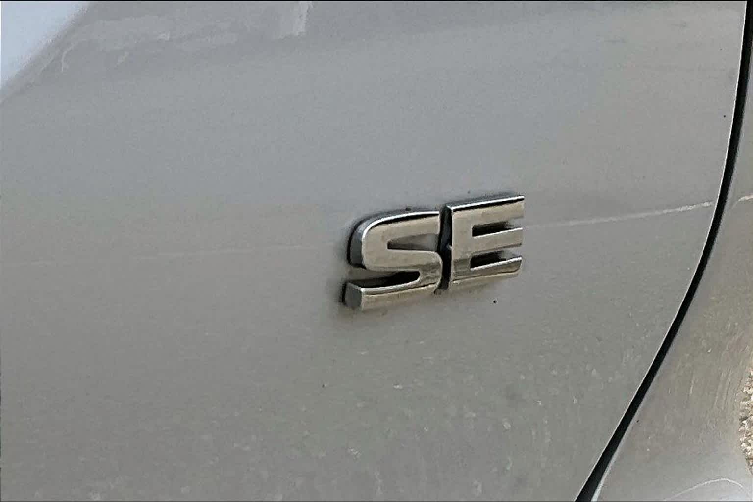 2023 Mitsubishi Outlander SE - Photo 29